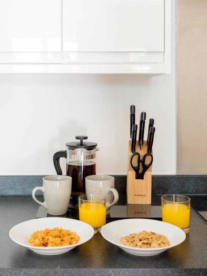 1 Bed Apartment - Redhill Central, Surrey, Gatwick #2 Εξωτερικό φωτογραφία